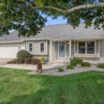 8230 W Southview Dr, Franklin, WI 53132